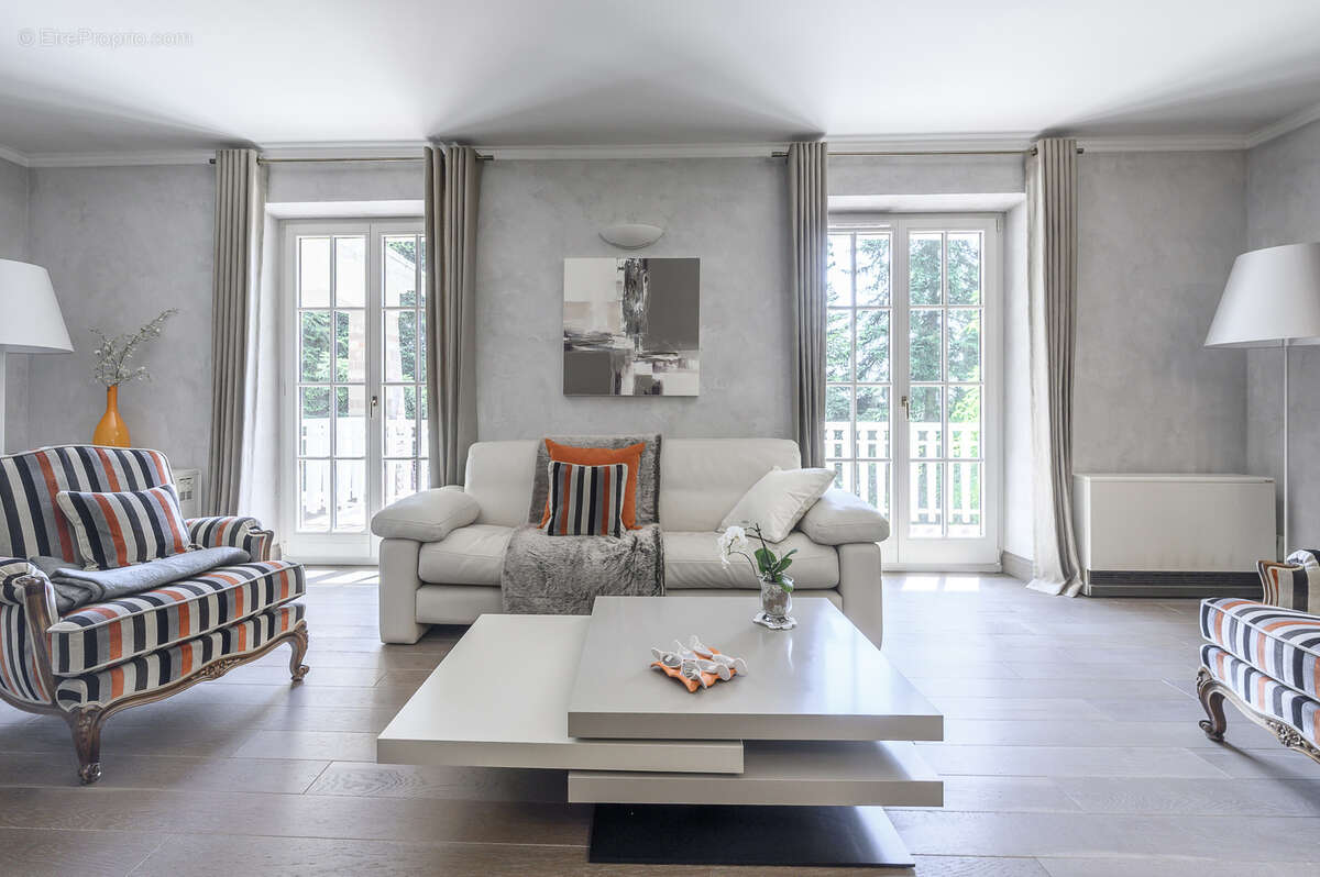 Propriété d'exception sur les hauteurs de Morschwiller (67350) 140 m2 habitables sur 41,77 ares de terrain - photo 4