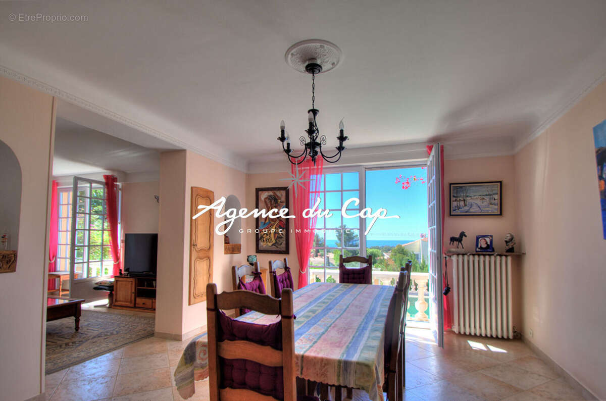 Maison à SAINT-RAPHAEL