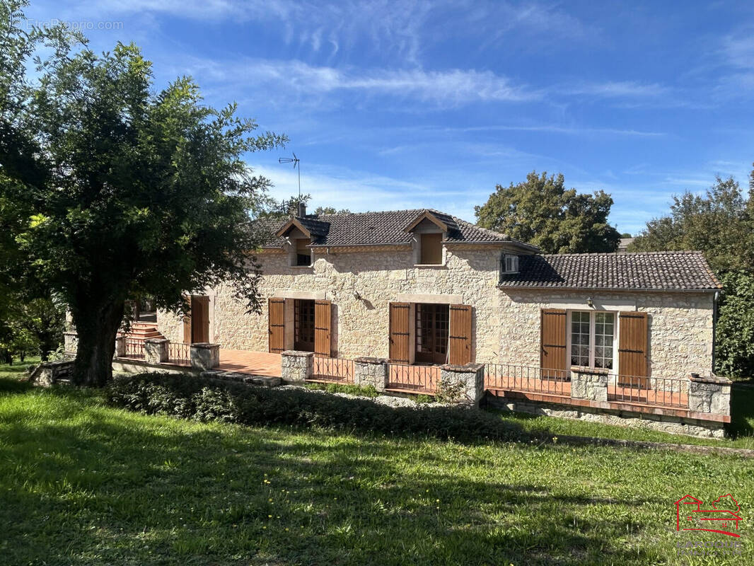 Maison à LAROQUE-TIMBAUT