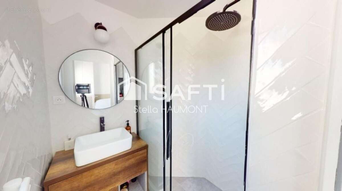 Photo 8 - Appartement à COURBEVOIE