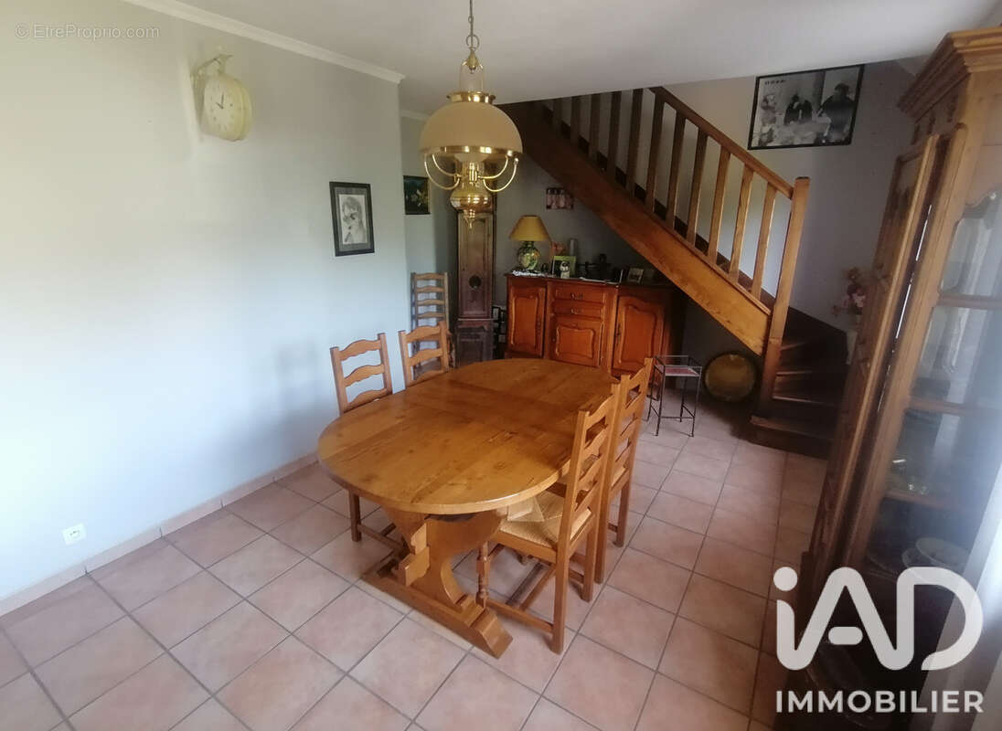 Maison 108 m² à Gagny  - photo 3