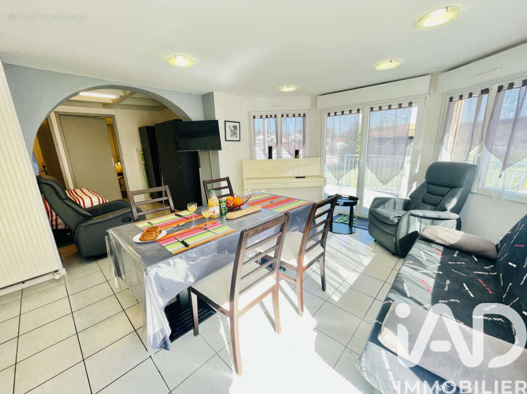 Appartement 370 m² à Bains-Les-Bains  - photo 6