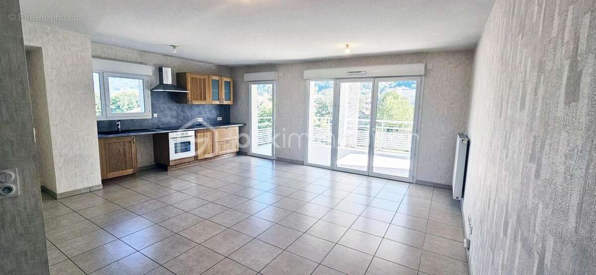 Appartement à DOMENE