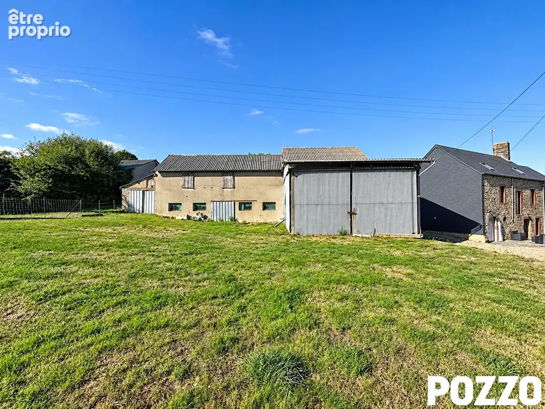 A Vendre - Tirepied Sur Sée - Maison 6 pièce(s) 160 m² -terrain-dépendances - photo 5