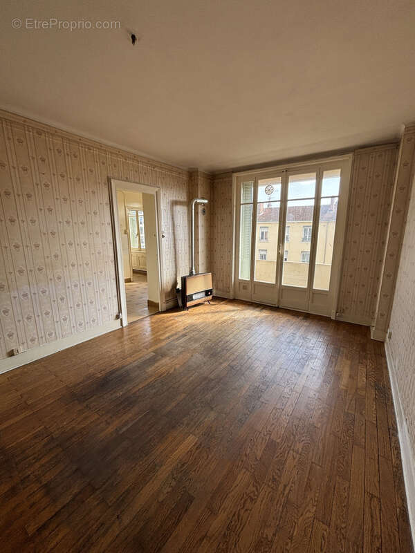 Appartement à LYON-9E