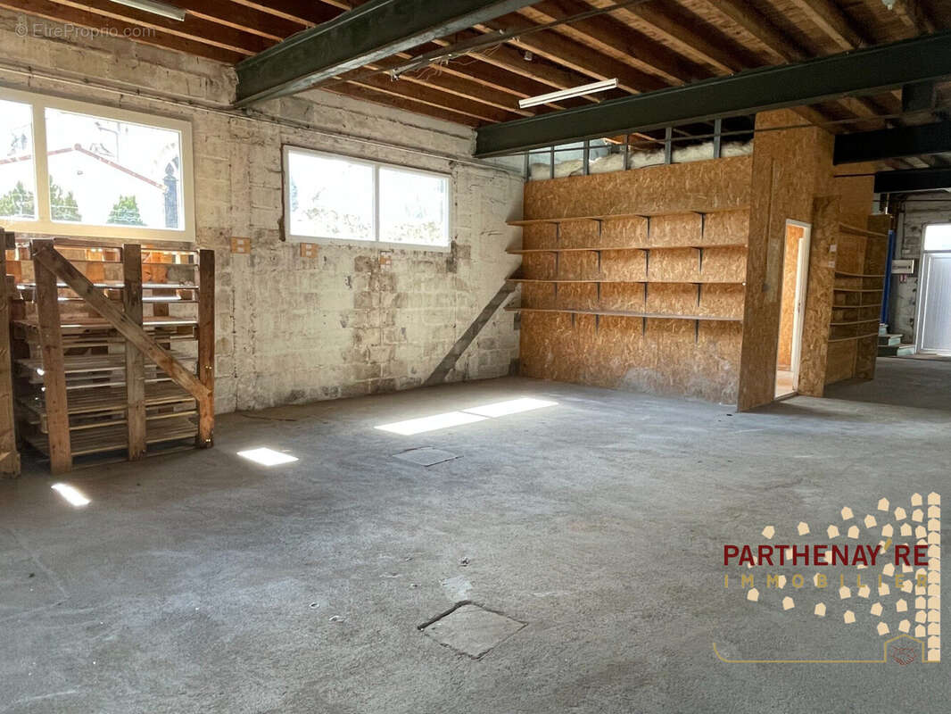 Appartement à SAINT-AUBIN-LE-CLOUD