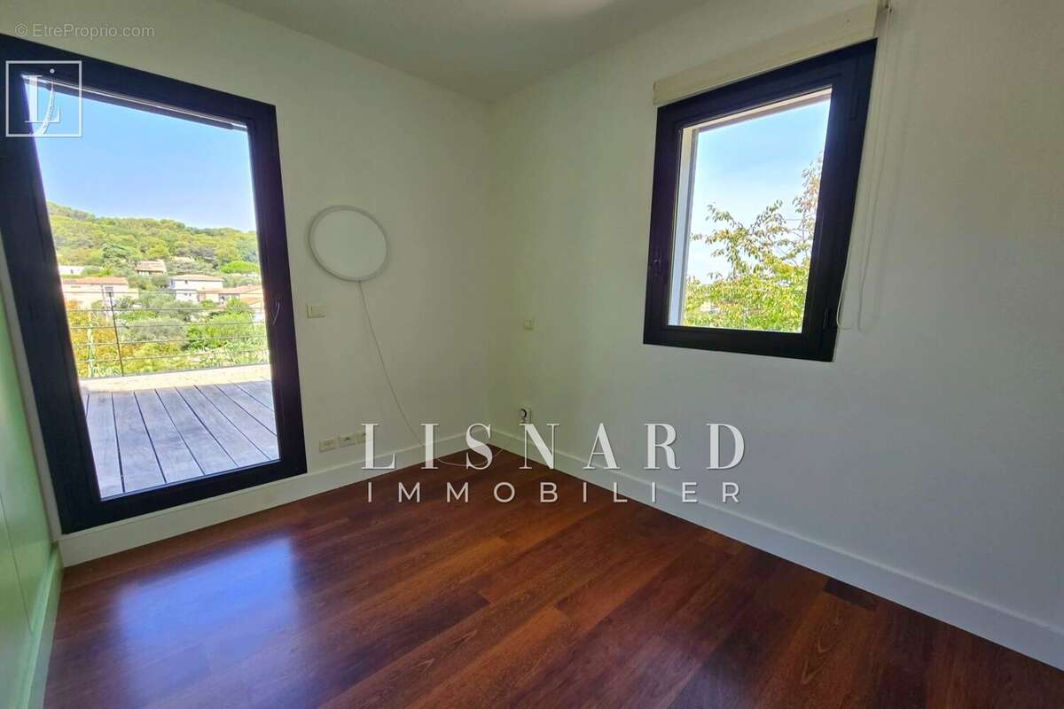 Maison 90 m² à Vallauris  - photo 8