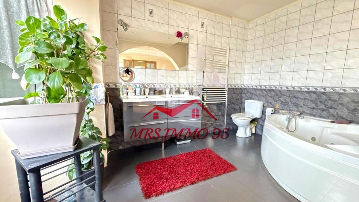 Maison à FONTENAY-EN-PARISIS