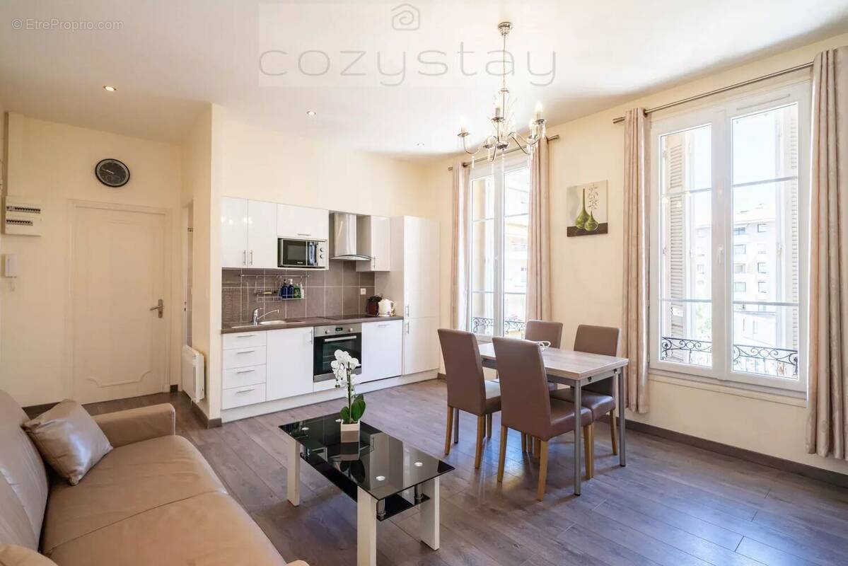 Appartement à CANNES