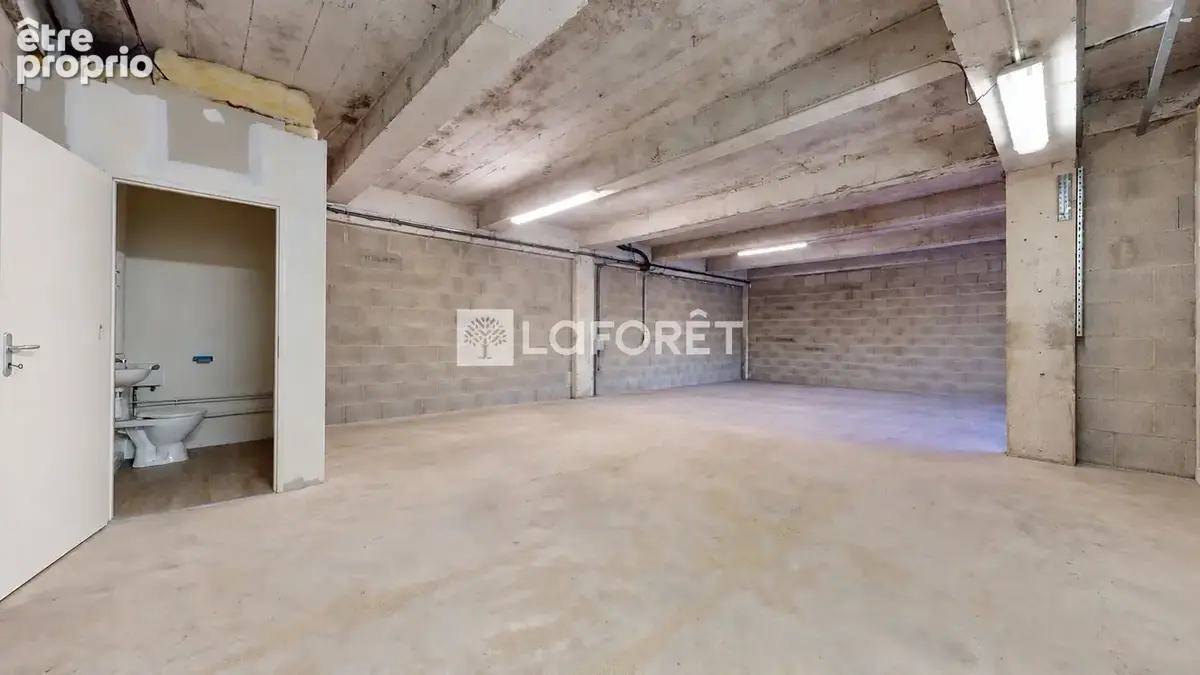 Marcilly-d'azergues - locaux professionnels 198 m² - parkings - photo 4