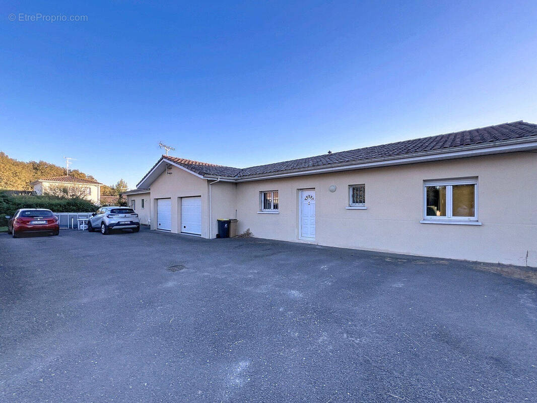 Maison à SAINT-ANDRE-DE-CUBZAC