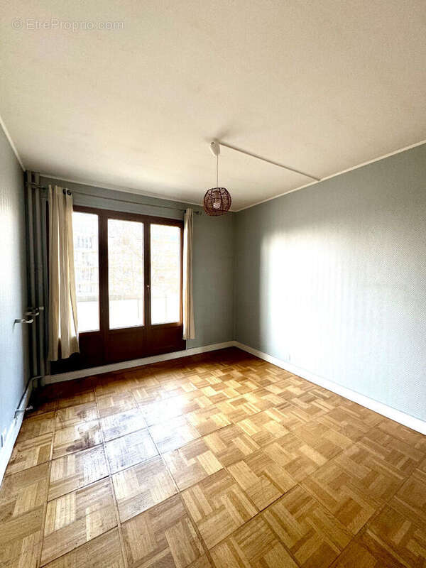 Appartement à CHAMPIGNY-SUR-MARNE