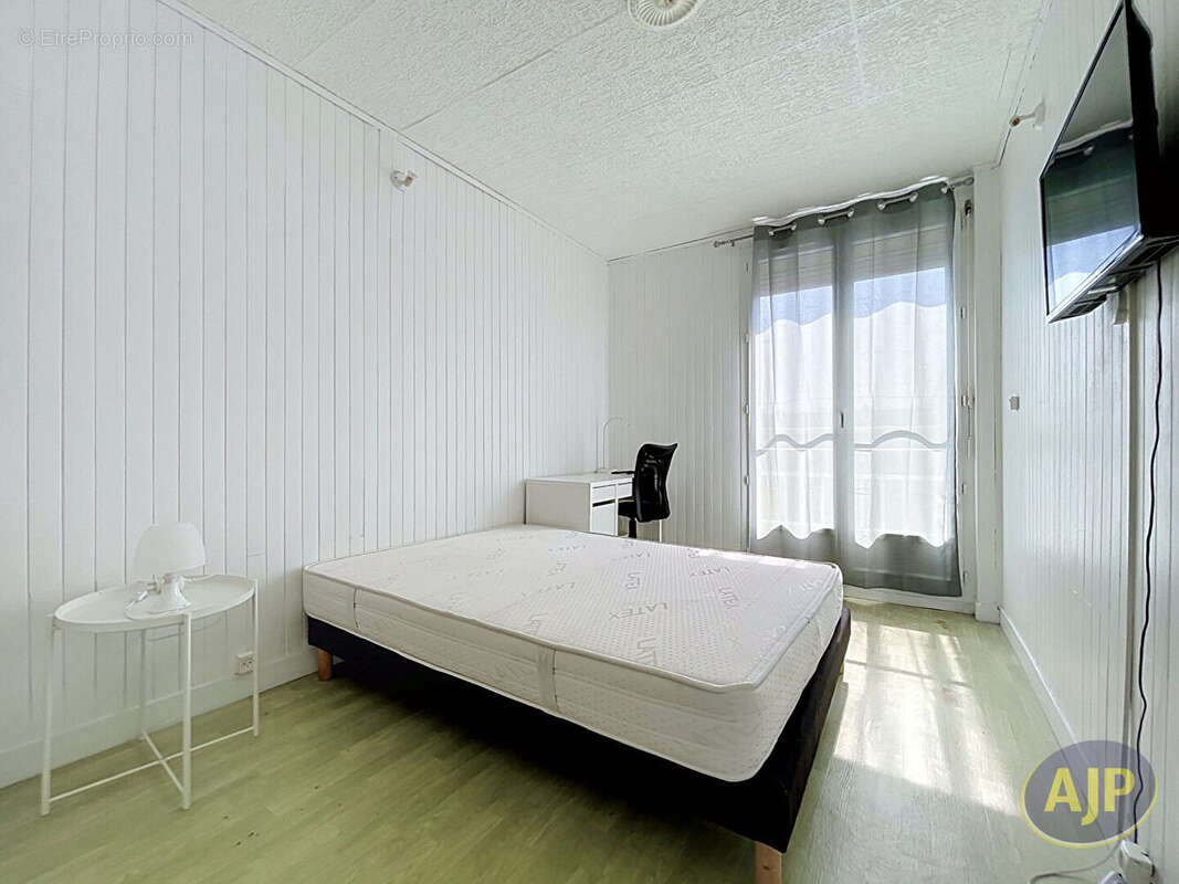Appartement à REZE