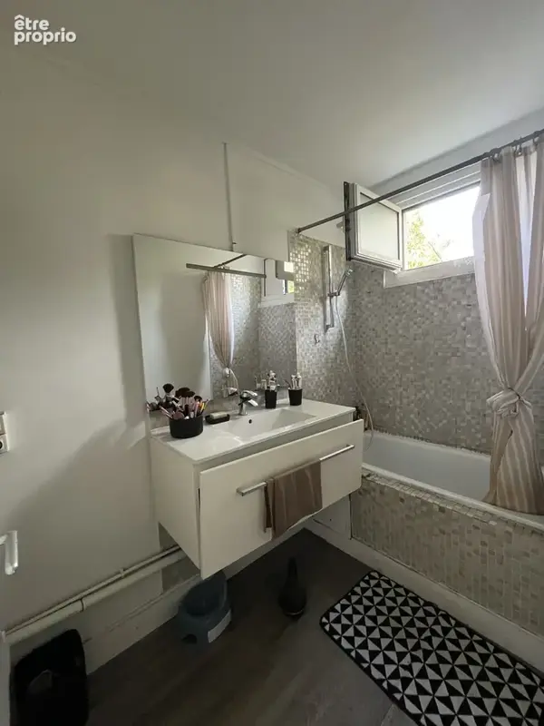 Nouveauté GAGNY RER E - Résidence ROMANIN- F3 47,30 m2 avec cave - DPE C - photo 6