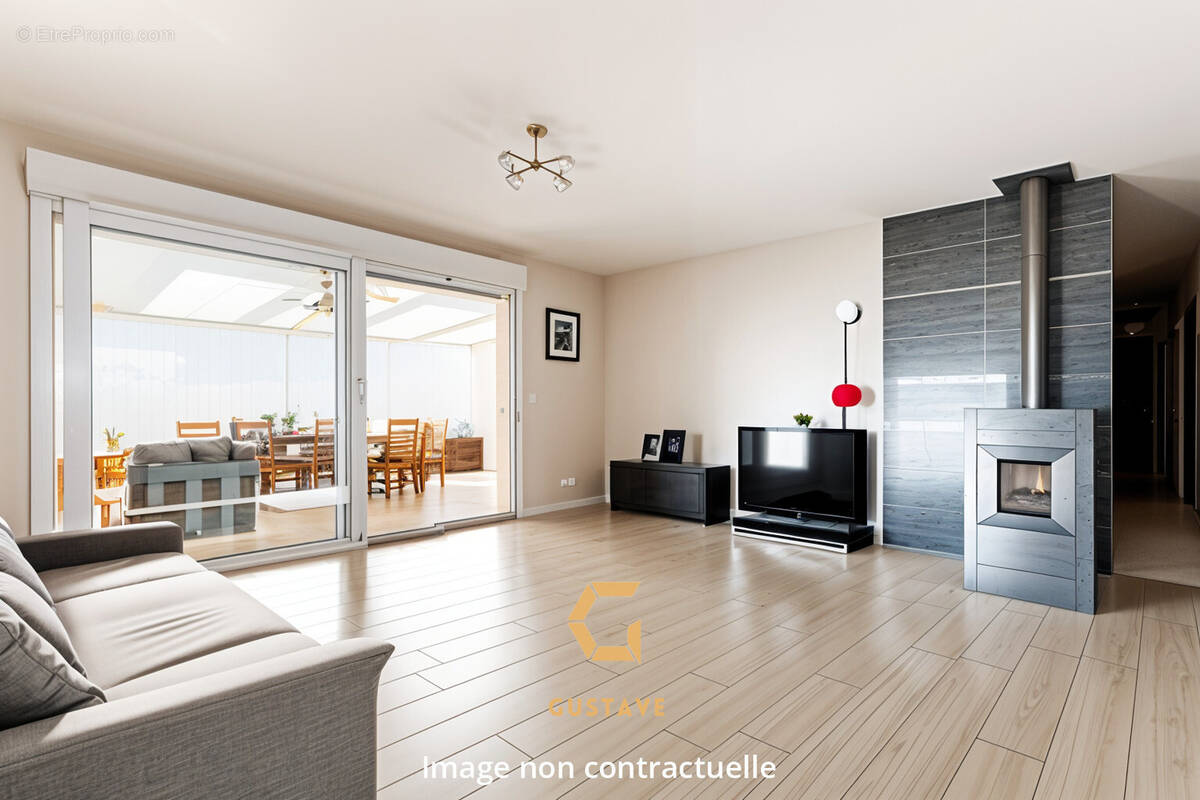 Maison à VAROIS-ET-CHAIGNOT