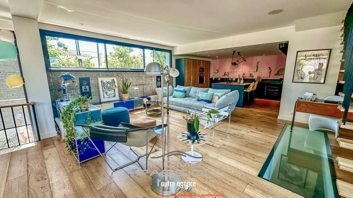 Maison à VAUX-SUR-MER