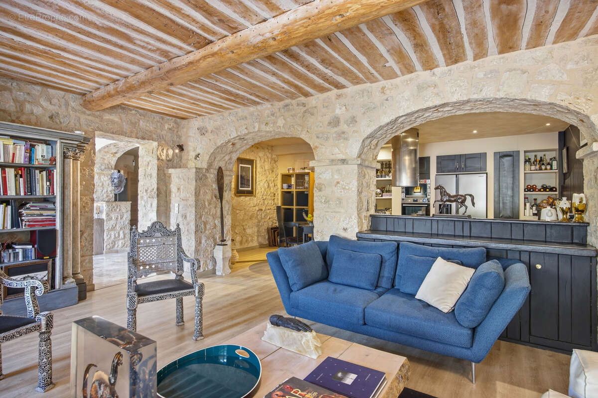 Maison à LA COLLE-SUR-LOUP