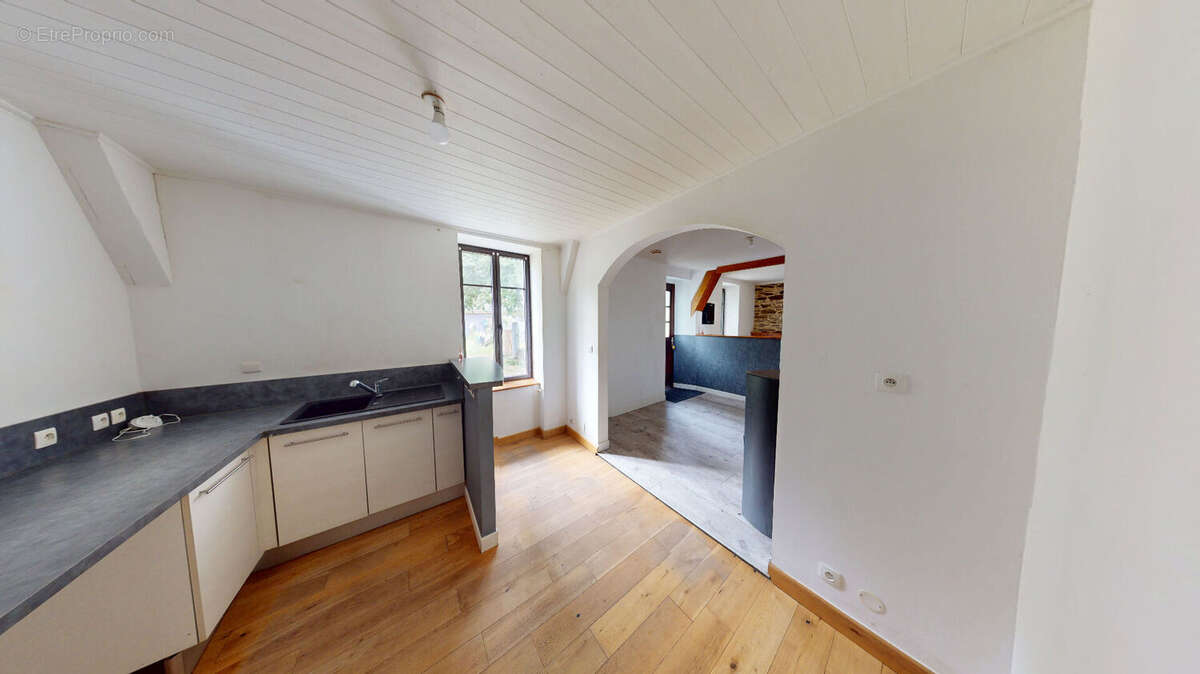 Appartement à BARAQUEVILLE