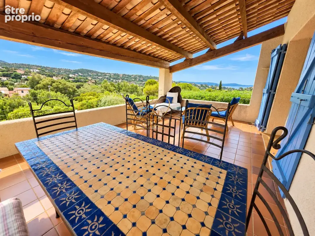 Villa avec piscine et vue mer   Cavalaire-sur-Mer - photo 5