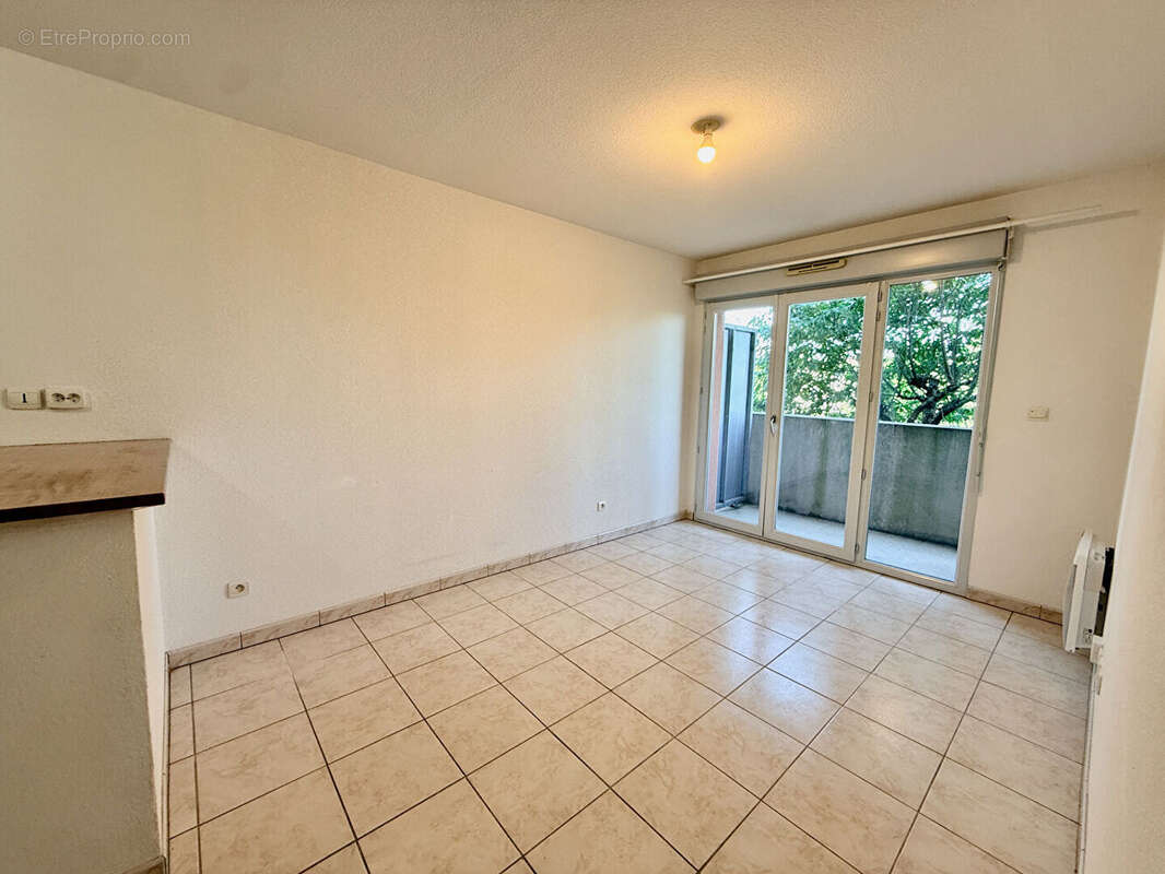 Appartement Angoulême 2 pièce(s) 34 m2 libre - photo 7