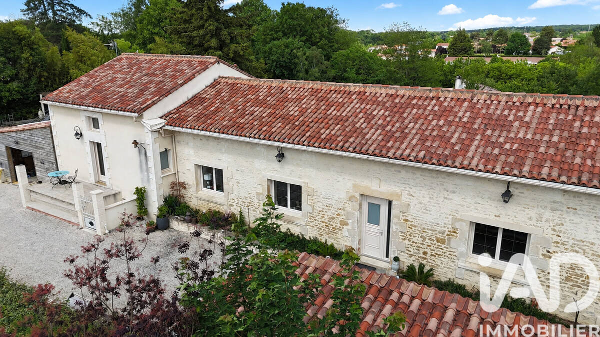 Photo 1 - Maison à SAINT-HILAIRE-DES-LOGES