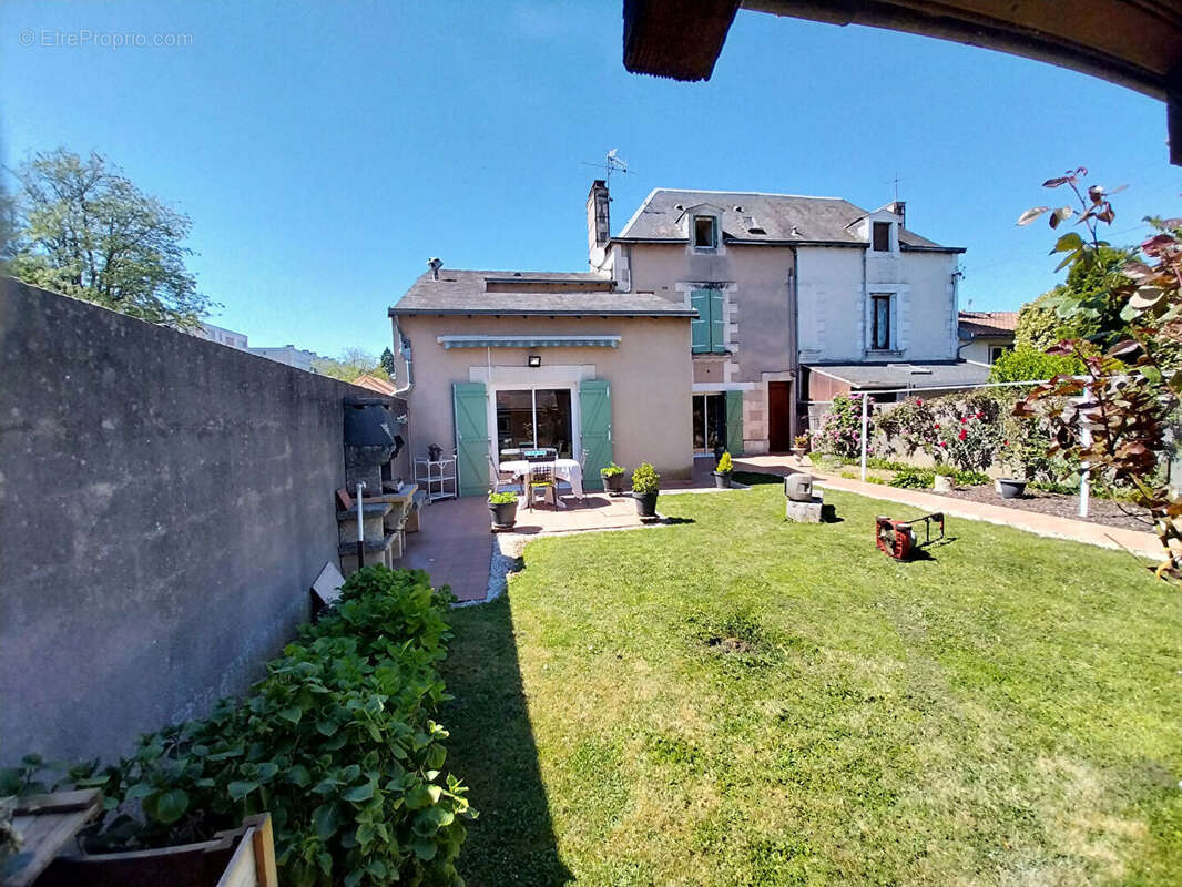 Maison à POITIERS