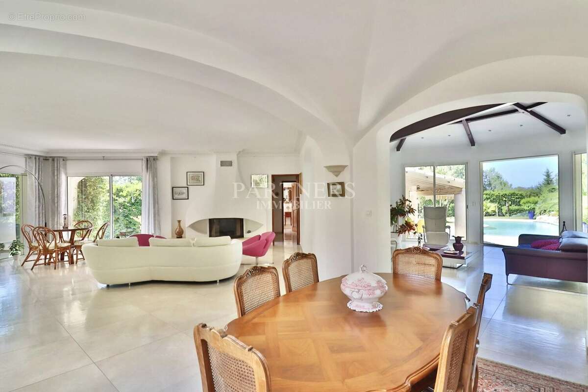 Maison à AIX-EN-PROVENCE