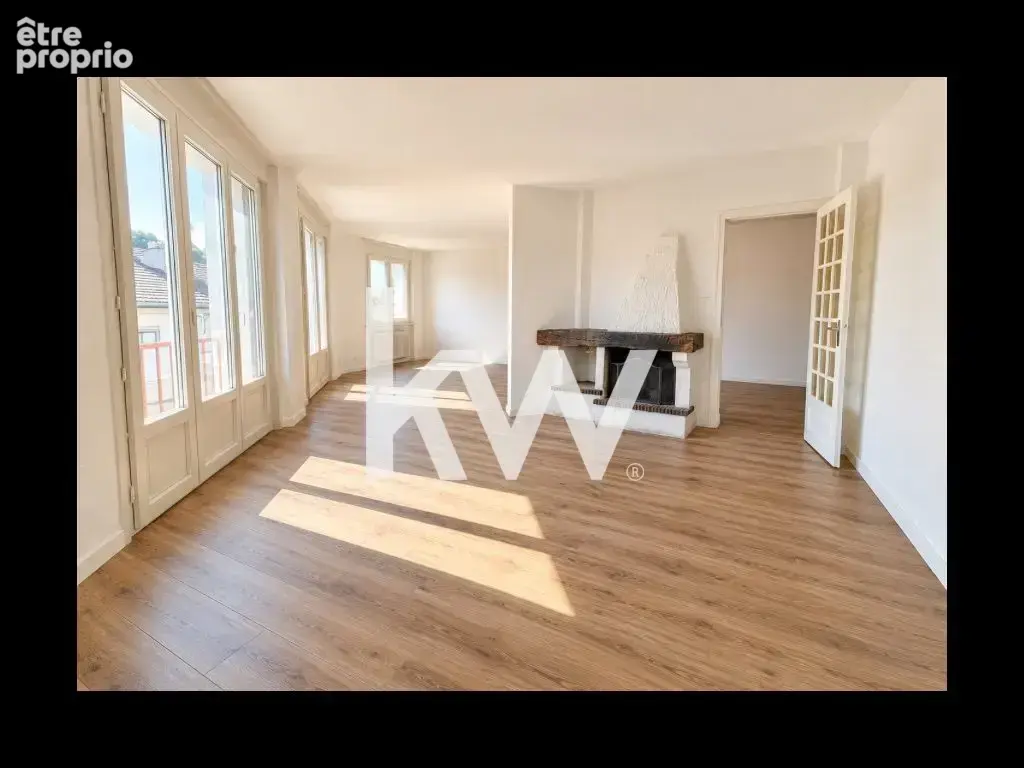 Appartement 4 pièces 83 m² à vendre à L'etrat (42580) - photo 4