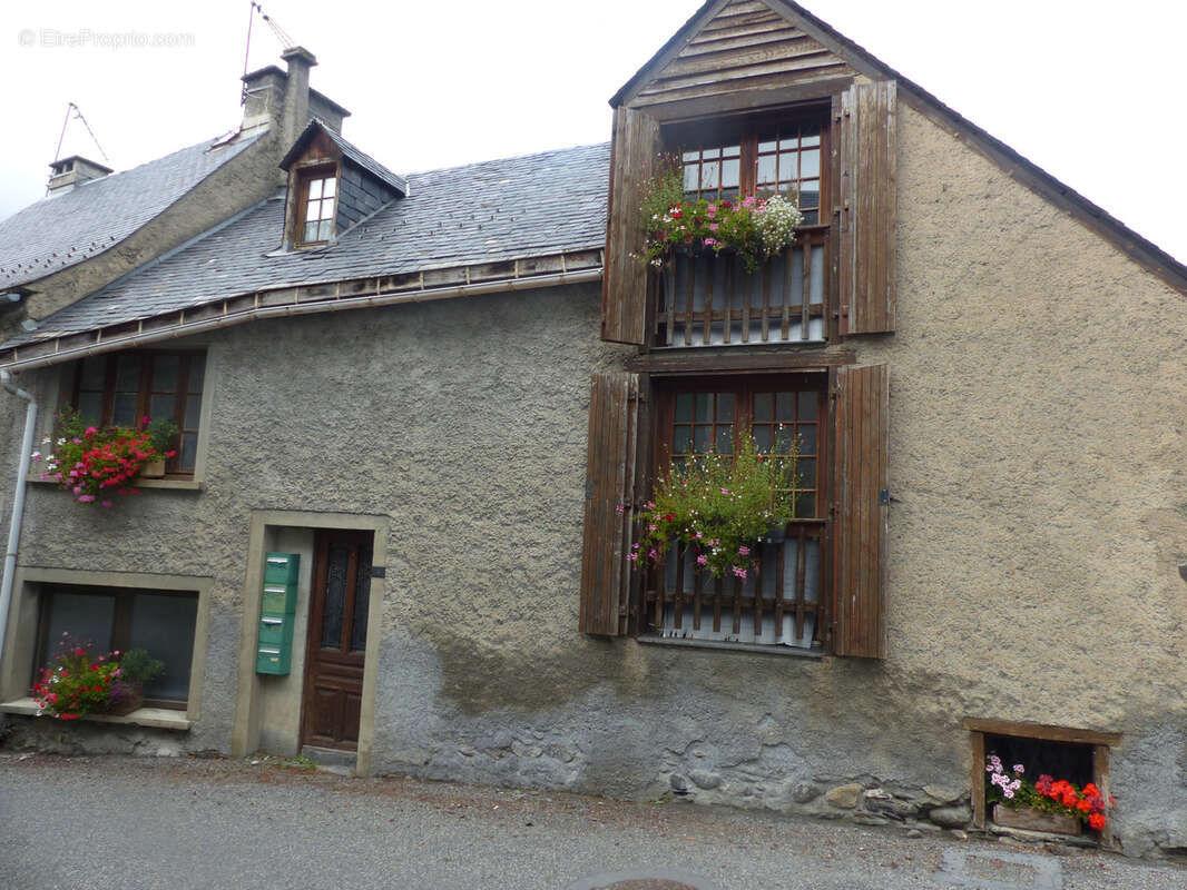 Maison à BOURISP