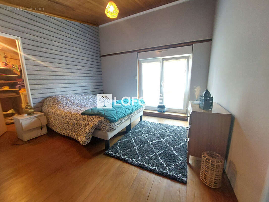 Appartement à AUDUN-LE-TICHE