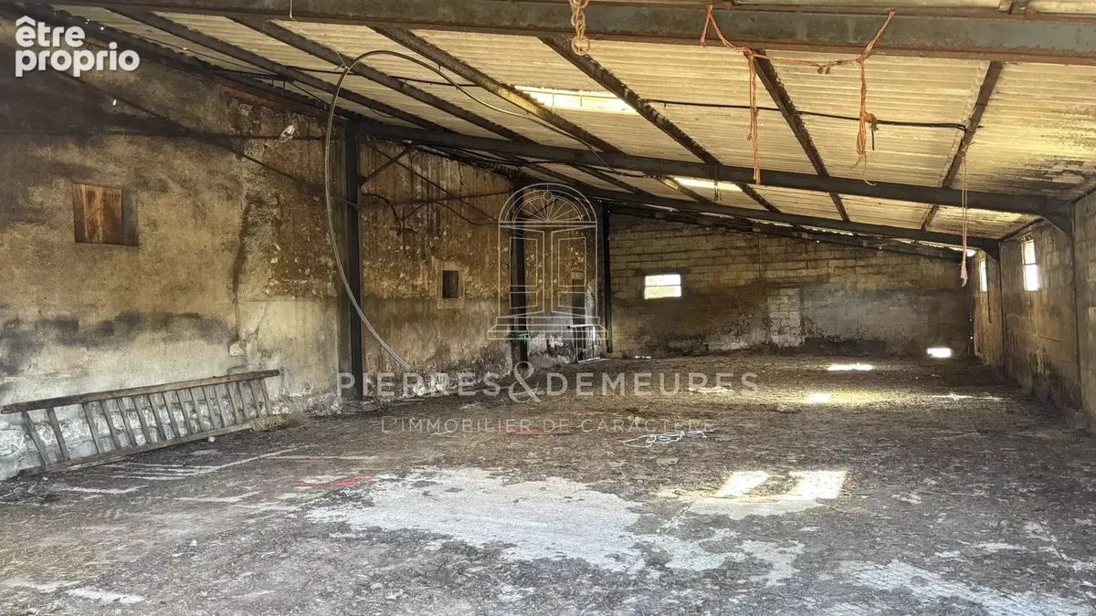 Fermette sur 1 hectare et plus possiblement - photo 20