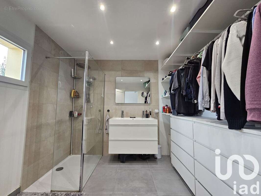 Photo 9 - Maison à ABONDANT