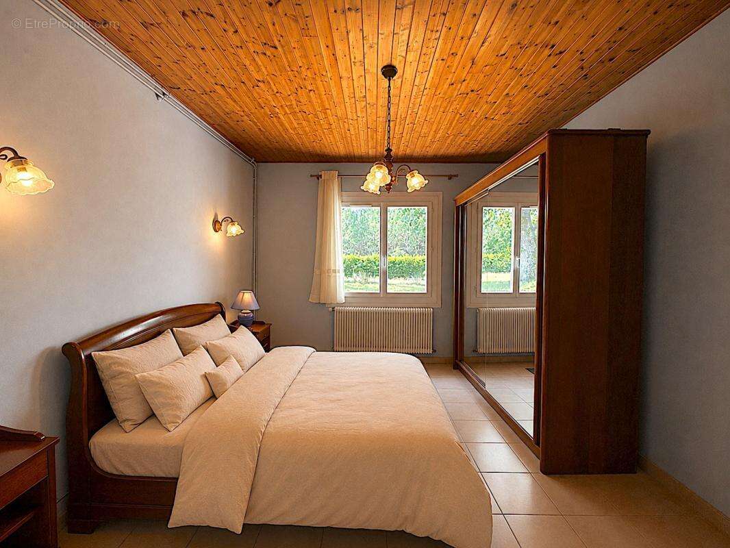 Maison à vendre 5 pièces 132m2 avec dépendances Proche de MONT DE MARSAN (40) - photo 13