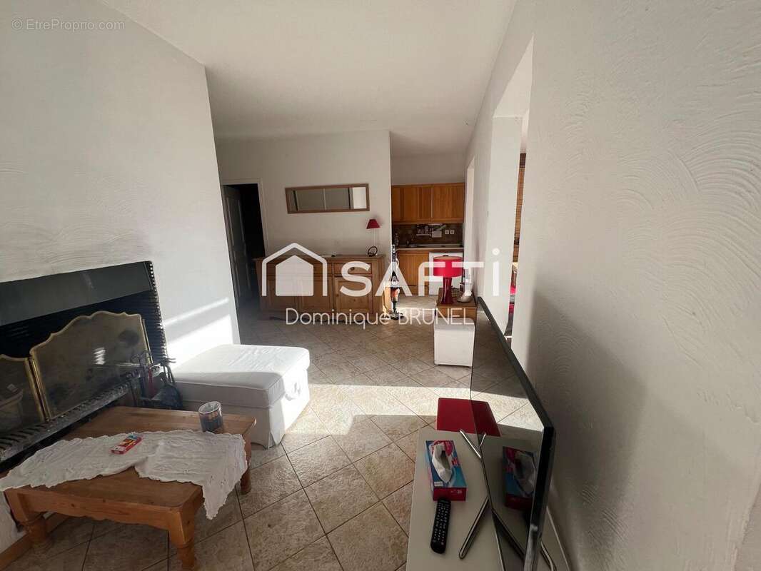 Photo 5 - Appartement à SAINT-ETIENNE-DE-TINEE