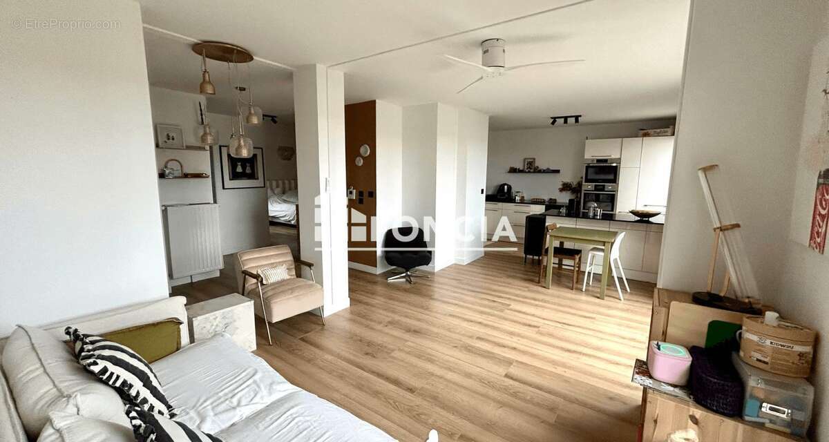 Appartement à CHOISY-LE-ROI