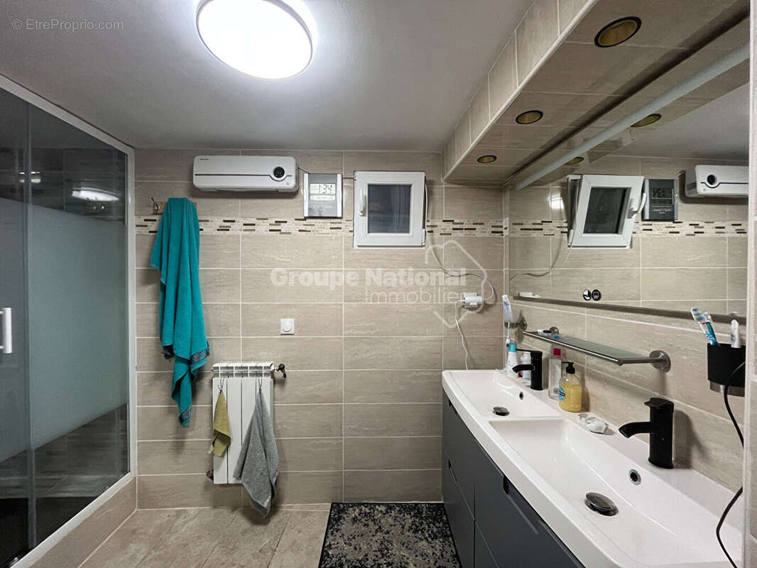 Appartement à CHATEAURENARD