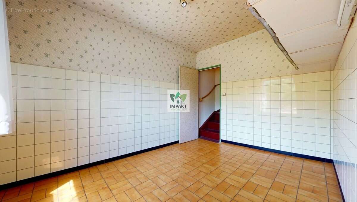 Maison à DAMPIERRE-LES-BOIS
