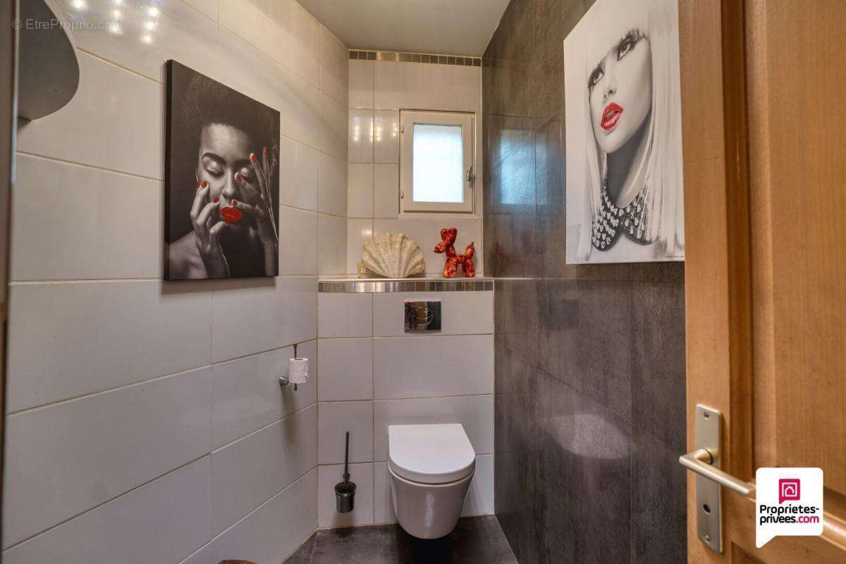 Magnifique maison familiale de 158 m2  + sous sol - Terrain  2445 m2 - photo 12