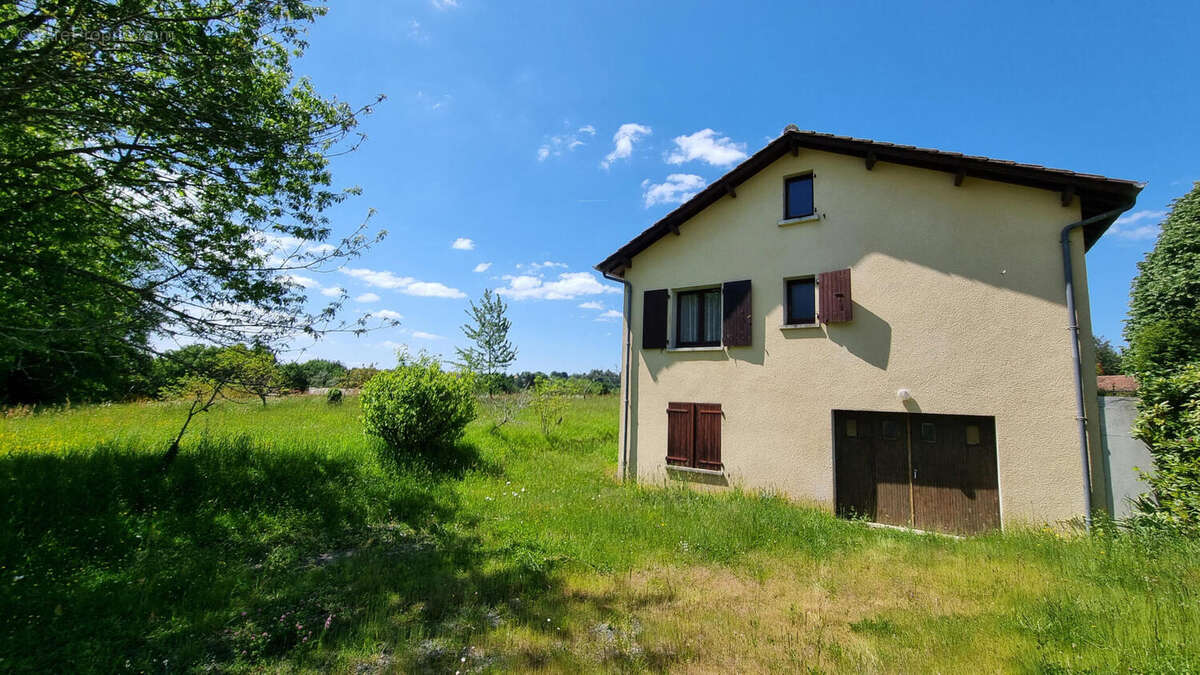 20250516_150120 - Maison à SAINT-SAUD-LACOUSSIERE