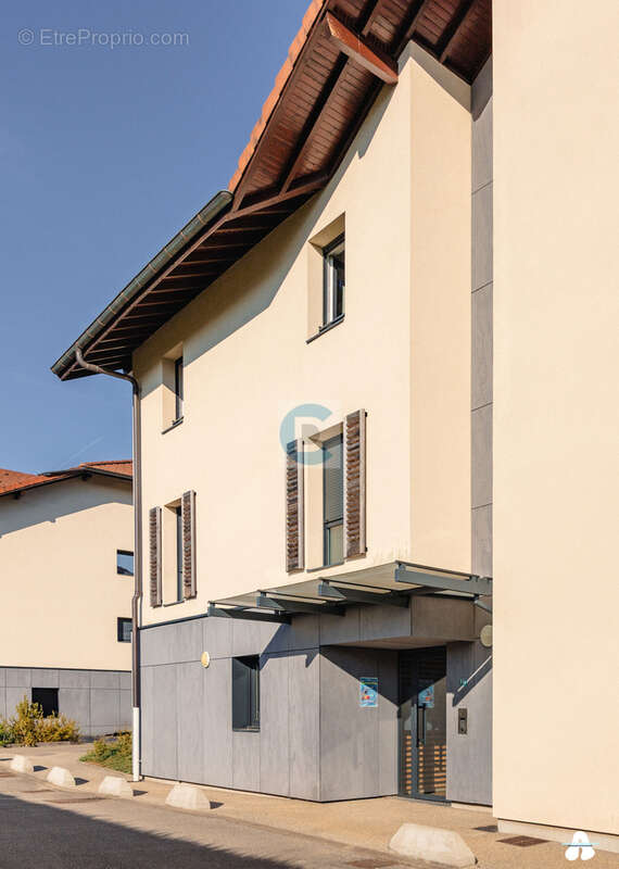 Appartement à ARTHAZ-PONT-NOTRE-DAME
