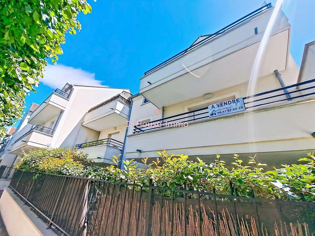 Appartement à GRETZ-ARMAINVILLIERS
