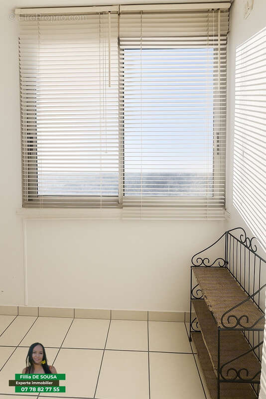 Appartement à SAINT-JEAN-BONNEFONDS