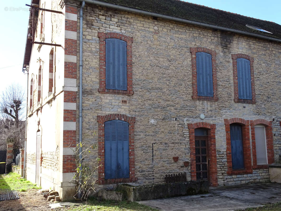 Maison à CHATILLON-SUR-SEINE