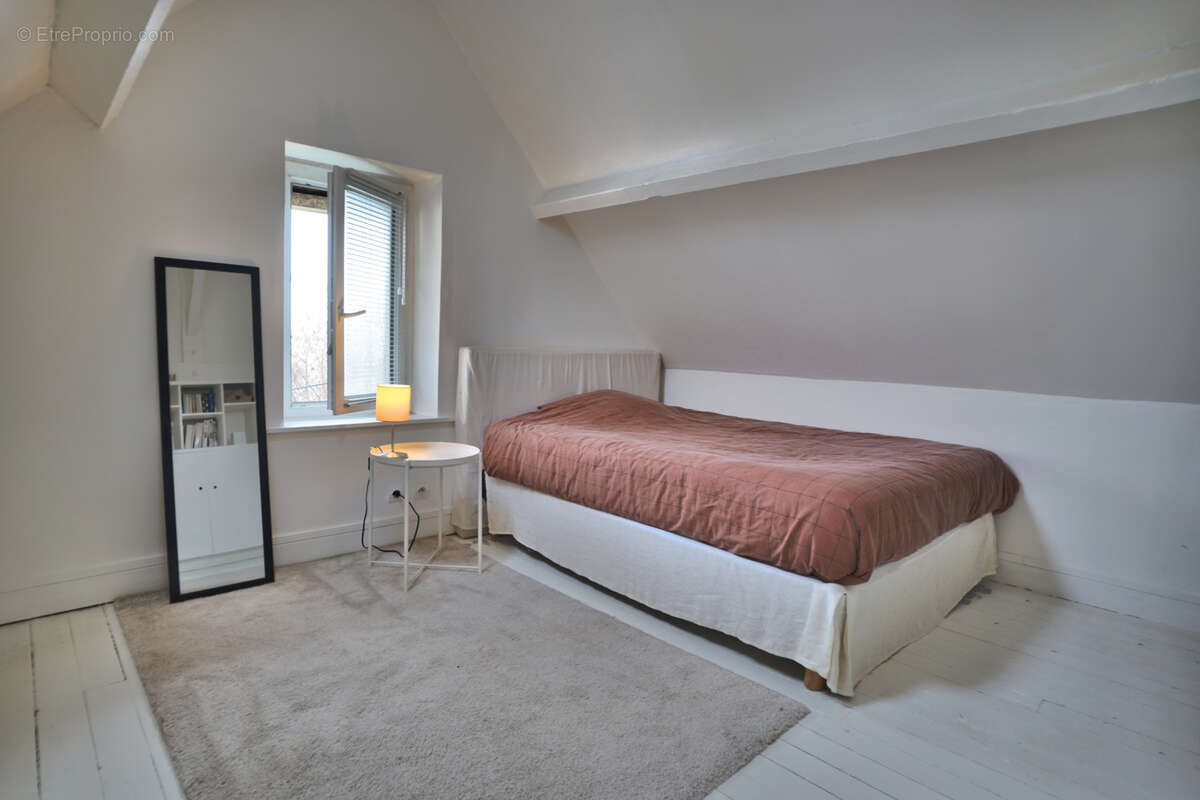 Maison à MONTIGNY-SUR-LOING