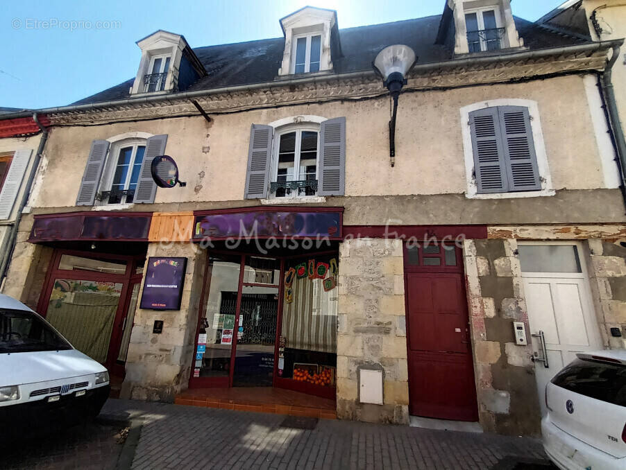 Appartement à SAINT-POURCAIN-SUR-SIOULE