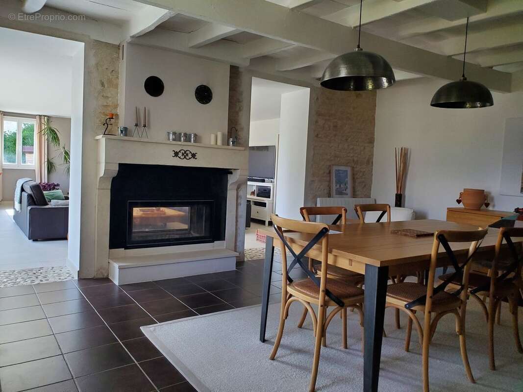 Photo 4 - Maison à COULGENS