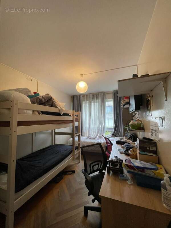 Appartement à PARIS-19E