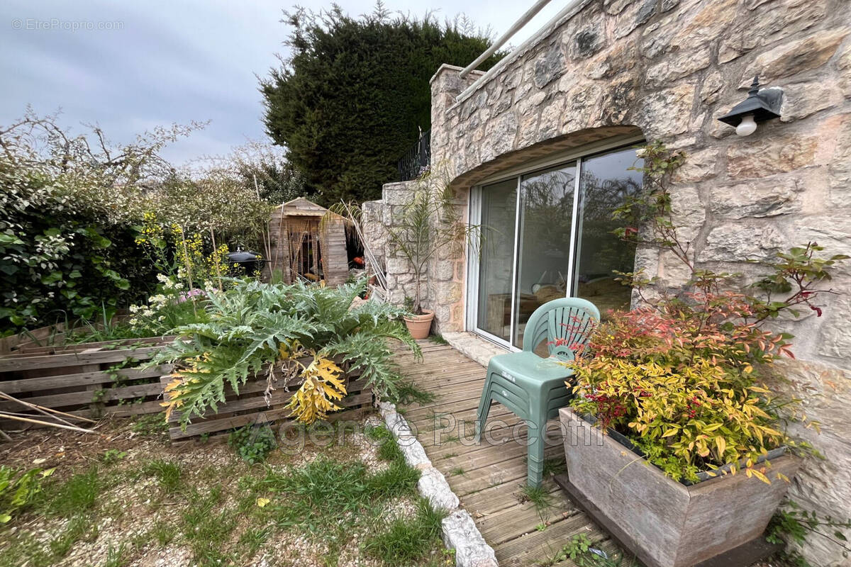 Appartement à VENCE