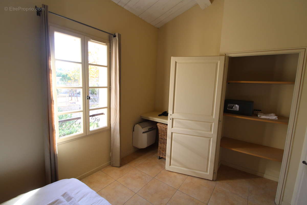 Maison à SAINT-LAURENT-DE-LA-CABRERISSE