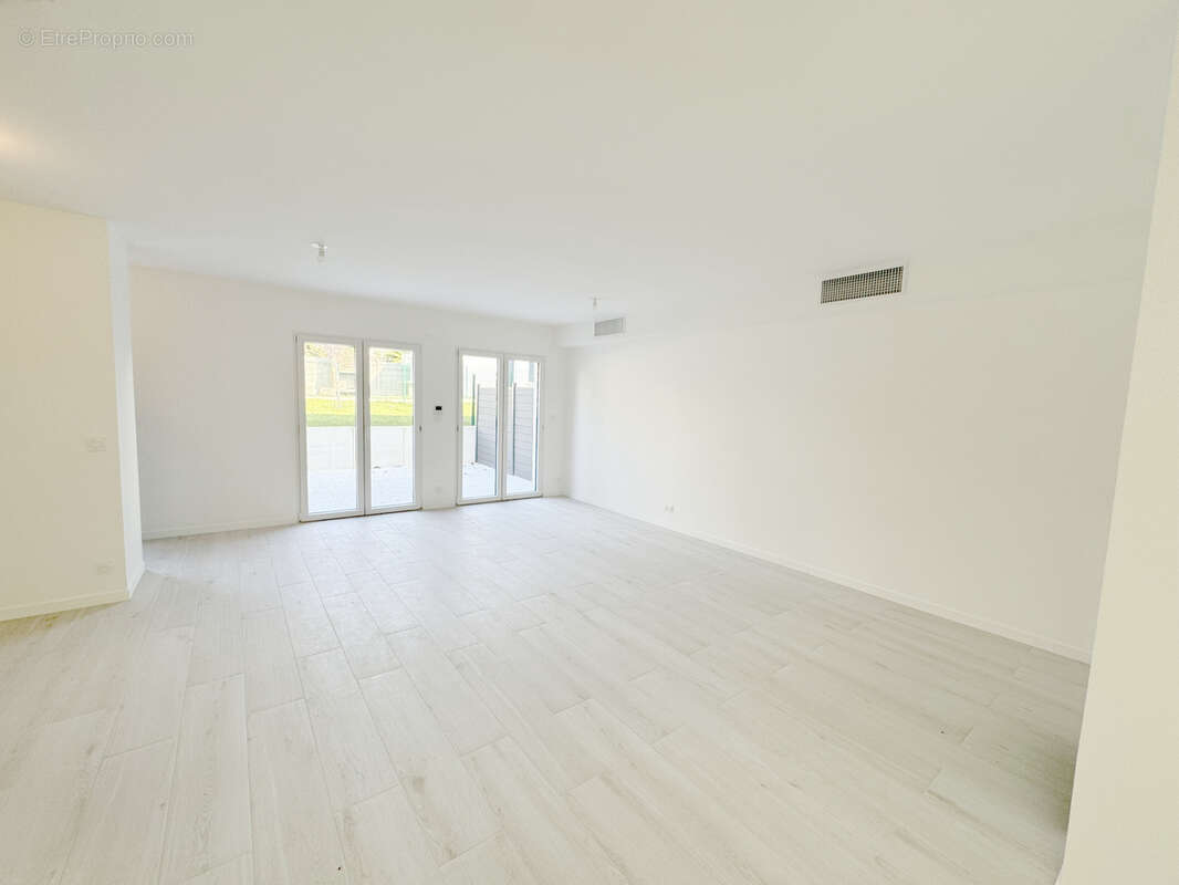 Maison à LE PERREUX-SUR-MARNE